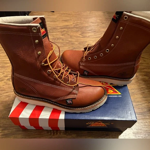 Thorogood 8” work boot - Picture 2 of 4